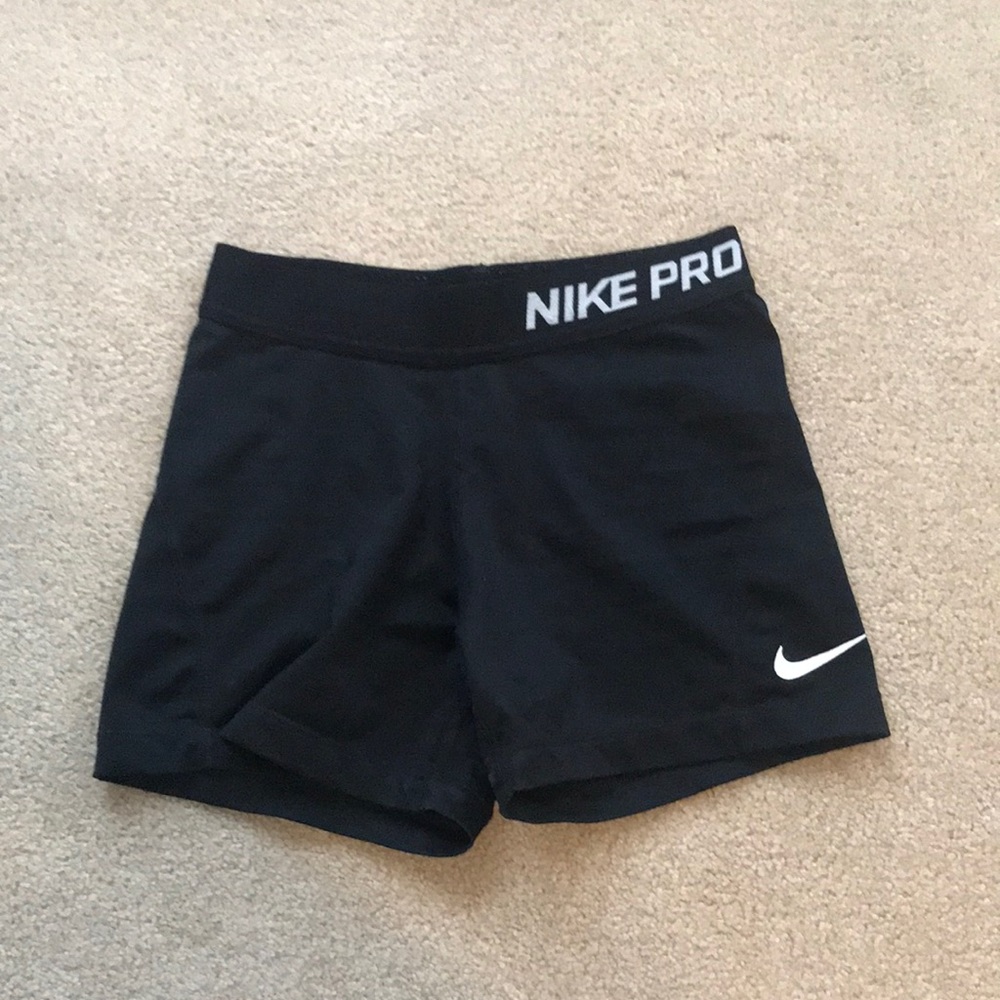 Active Shorts - Nike Pro by Nike